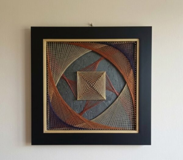 art filaire sur tableau bois recyclé avec cadre et verre de protection