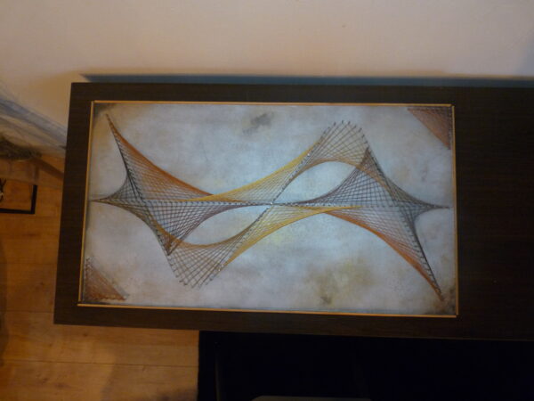 Tableau art filaire ou string art (cadre et verre de protection)